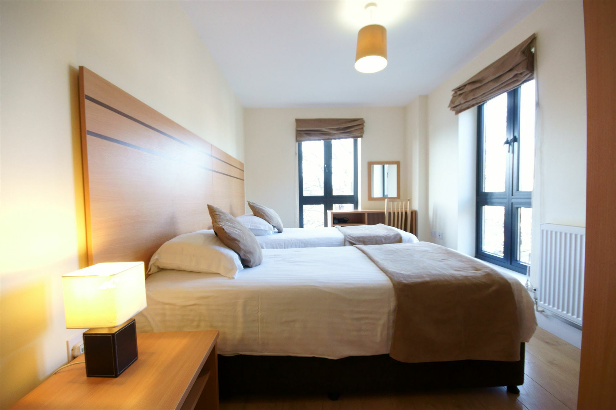 אנפילד Lodge Drive Serviced Apartments מראה חיצוני תמונה